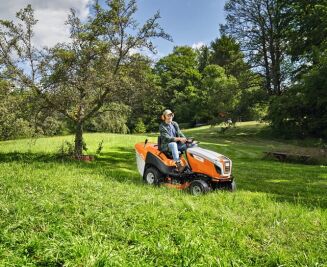 Kosiarka traktorek ogrodowy STIHL RT 5112Z - 3