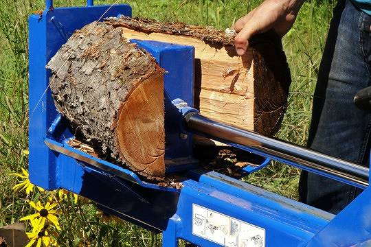 W jaki sposób działa łuparka do drewna?