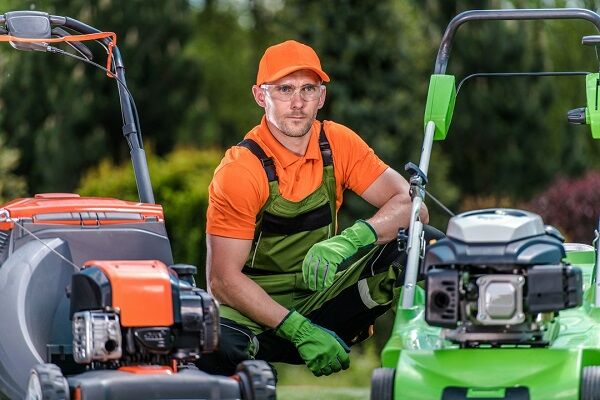 Które kosiarki trawnikowe są najbardziej przyjazne środowisku?